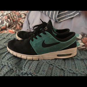 Nike Janoski Skateboarding Tennis Shoes